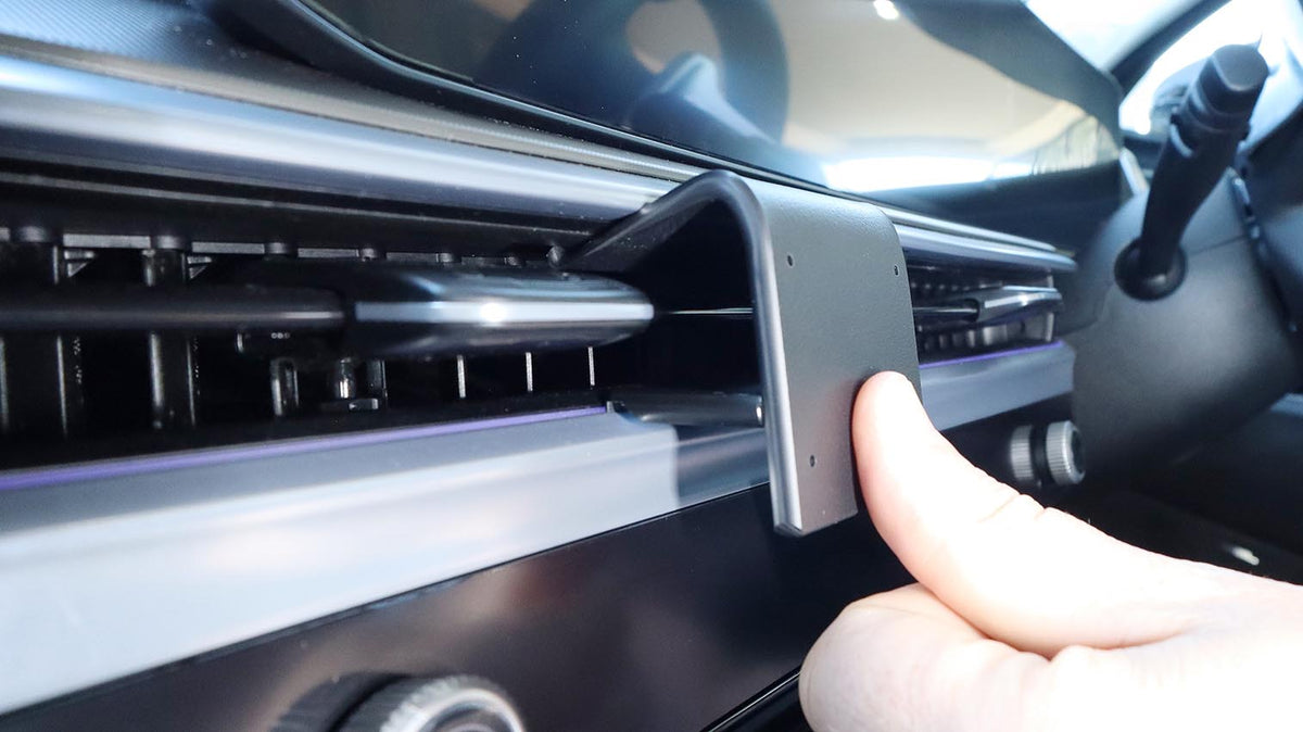 Brodit ProClip 656227 voor Kia Sorento 2025-2026 - detail van dashboardmontage