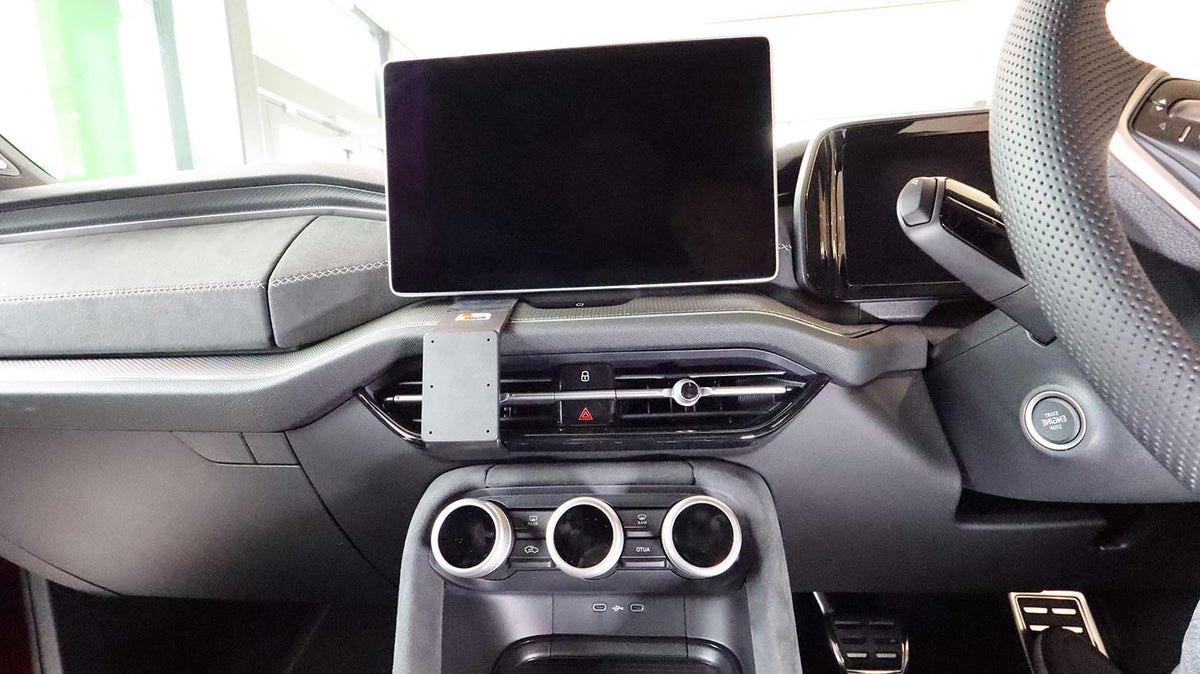Brodit ProClip 656241 voor Skoda Kodiaq 2024-2026 - detail van dashboardmontage