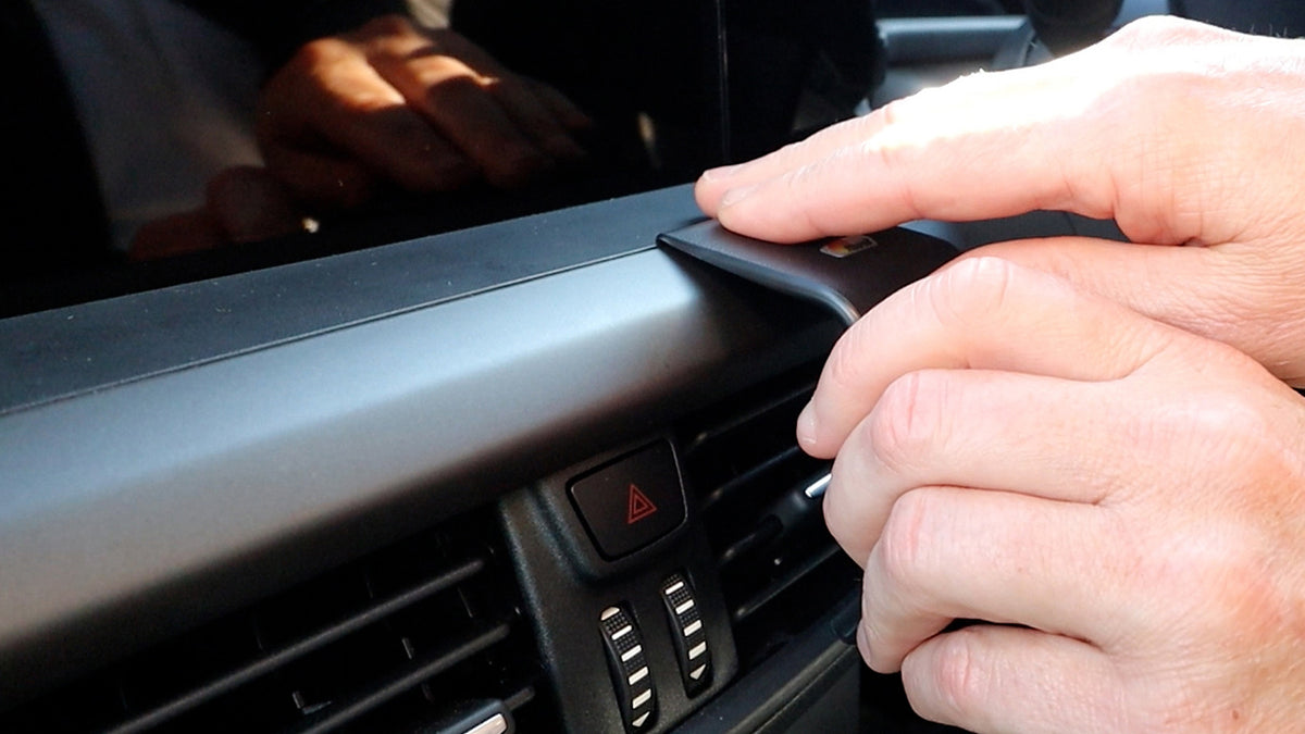 Brodit ProClip 656243 voor Ford Transit Courier 2025-2026 - montagepositie op dashboard