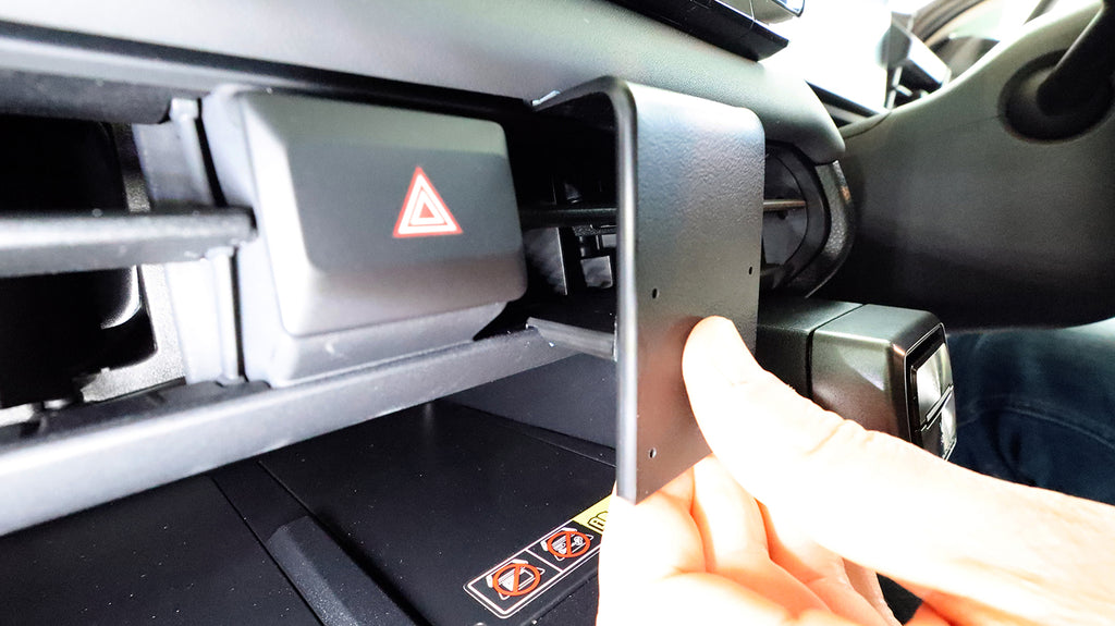 Brodit ProClip 656284 voor Toyota RAV 4 2027-2027 - ProClip geplaatst in het voertuig