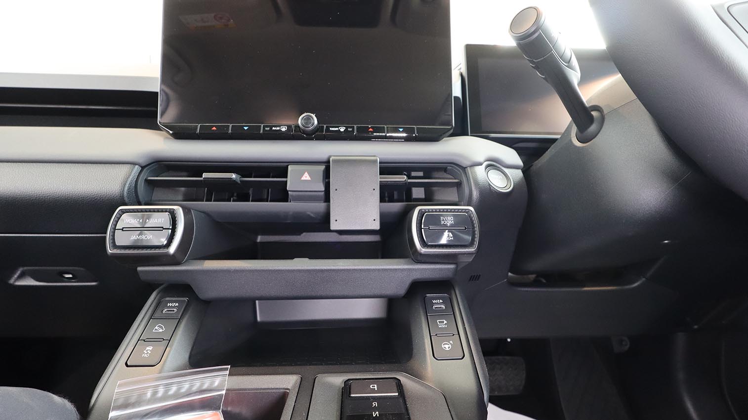 Brodit ProClip 656284 voor Toyota RAV 4 2027-2027 - montagefoto 8