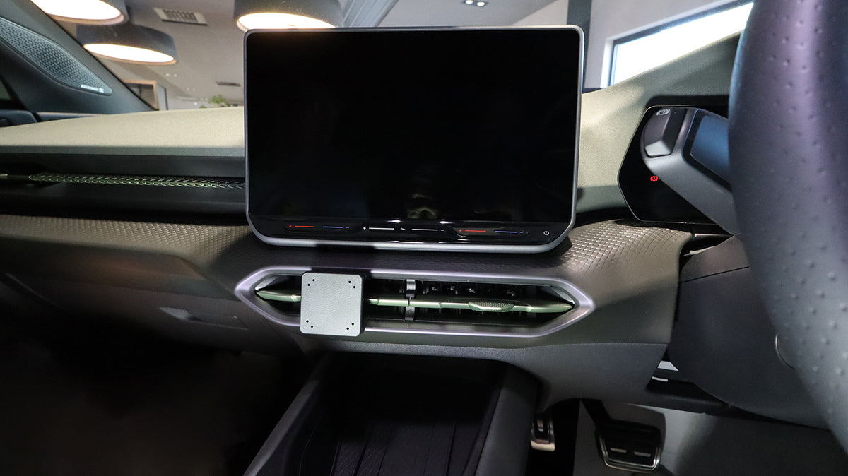 Brodit ProClip 656304 voor Cupra Raval 2027-2027 - detail van dashboardmontage