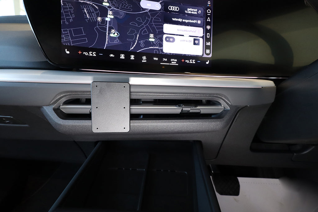 Brodit ProClip 656313 voor Audi Q4 e-tron 2027 - detail van dashboardmontage