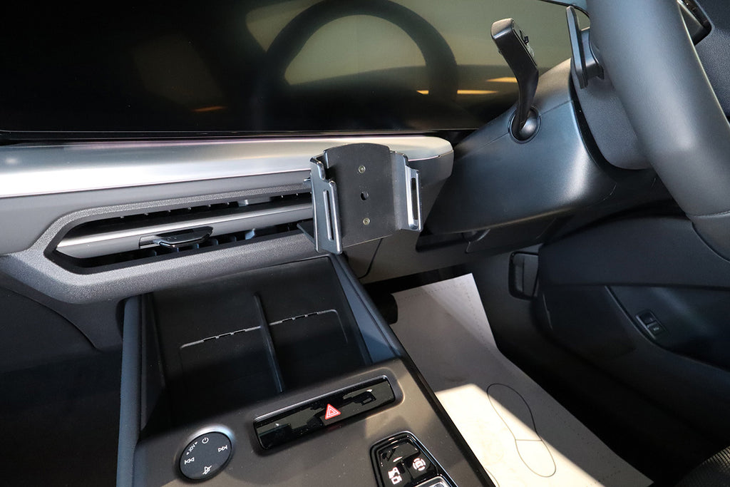 Brodit ProClip 656313 voor Audi Q4 e-tron 2027 - montagefoto 7