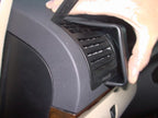 Brodit ProClip 802987 voor Volkswagen Sharan 2001-2010 - detail van dashboardmontage