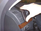 Brodit ProClip 803041 voor Mercedes Benz E-Class, Stationwagon 2002-2009, Mercedes Benz E-Class, Stationwagon 2003-2009 e.a. - detail van dashboardmontage