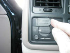 Brodit ProClip 803122 voor Cadillac EXT 2001-2006, Cadillac ESV 2003-2006 e.a. - montagepositie op dashboard