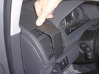 Brodit ProClip 803268 voor Volkswagen Touran 2003-2015 - detail van dashboardmontage