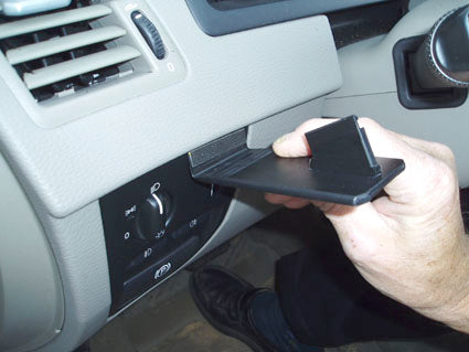 Brodit ProClip 803504 voor Volvo XC90 2002-2014 - montagepositie op dashboard