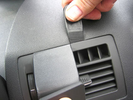 Brodit ProClip 803671 voor Opel Zafira B 2005-2011 - ProClip geplaatst in het voertuig
