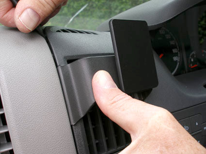 Brodit ProClip 803878 voor Citroen Jumper 2007-2024, Dodge Ram ProMaster Van 2014-2021 e.a. - ProClip geplaatst in het voertuig