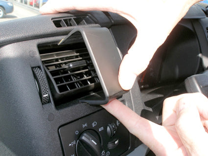 Brodit ProClip 803906 voor Ford Transit Tourneo 2007-2013 en Ford Transit 2007-2013 - ProClip geplaatst in het voertuig