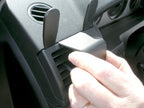 Brodit ProClip 803996 voor Mercedes Benz C-Class (180-320) 2007-2010 en Mercedes Benz C-Class (180-320) 2008-2010 - montagepositie op dashboard