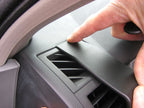 Brodit ProClip 804061 voor Chrysler 300C Touring 2005-2010, Chrysler 300C 2005-2010 e.a. - detail van dashboardmontage