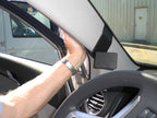 Brodit ProClip 804095 voor Saturn VUE 2008-2009 - detail van dashboardmontage
