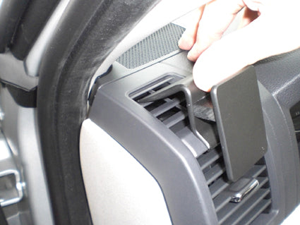 Brodit ProClip 804107 voor Jeep Grand Cherokee 2008-2010 - ProClip geplaatst in het voertuig