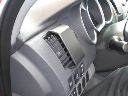 Brodit ProClip 804162 voor Toyota Tacoma 2005-2015 - detail van dashboardmontage