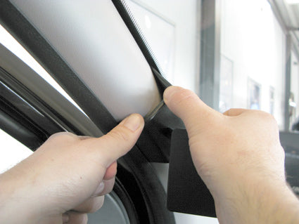 Brodit ProClip 804172 voor Citroen Nemo 2008-2021, Fiat Qubo 2008-2021 e.a. - detail van dashboardmontage