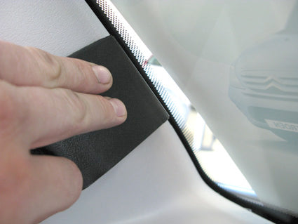 Brodit ProClip 804173 voor Citroen C3 2006-2009 - detail van dashboardmontage