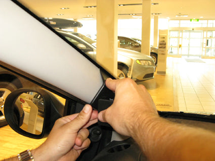 Brodit ProClip 804209 voor Renault Twingo 2008-2012 - detail van dashboardmontage