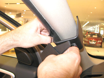 Brodit ProClip 804258 voor Volvo XC60 2009-2017 - ProClip geplaatst in het voertuig