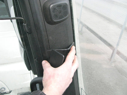 Brodit ProClip 804286 voor MAN TGX 2008-2019, MAN TGS 2008-2019 en MAN TGM 2014-2019 - detail van dashboardmontage