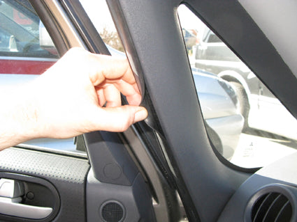 Brodit ProClip 804300 voor Mitsubishi Colt 2009-2014 - montagepositie op dashboard
