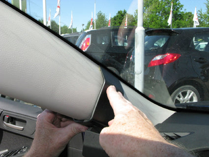 Brodit ProClip 804353 voor Mazda 3 2010-2013 - ProClip geplaatst in het voertuig