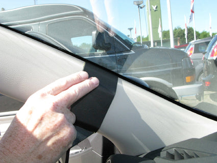 Brodit ProClip 804353 voor Mazda 3 2010-2013 - detail van dashboardmontage