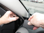 Brodit ProClip 804400 voor Dacia Sandero 2008-2012, Dacia Logan 2009-2013 e.a. - montagepositie op dashboard