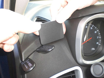 Brodit ProClip 804408 voor Chevrolet Equinox 2010-2016 - detail van dashboardmontage