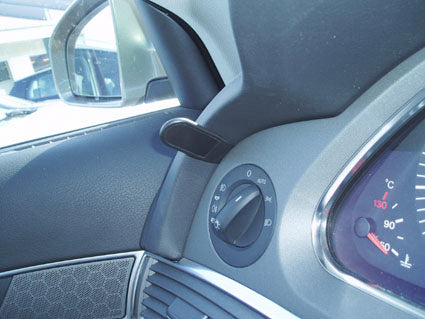 Brodit ProClip 804431 voor Audi S6 2010 en Audi A6 2010 - montagepositie op dashboard