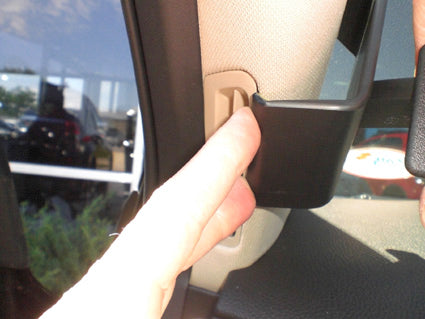 Brodit ProClip 804485 voor Suzuki Kizashi 2010-2015 - montagepositie op dashboard