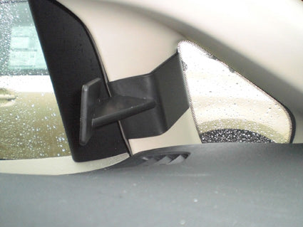 Brodit ProClip 804494 voor Toyota Sienna 2011-2014 - detail van dashboardmontage