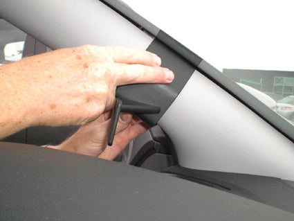 Brodit ProClip 804504 voor Hyundai Sonata 2011-2014 - detail van dashboardmontage