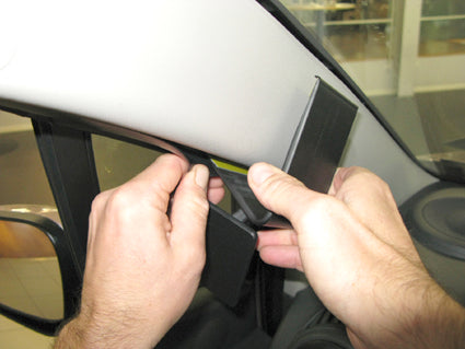 Brodit ProClip 804556 voor Chevrolet Spark 2011-2015 - ProClip geplaatst in het voertuig