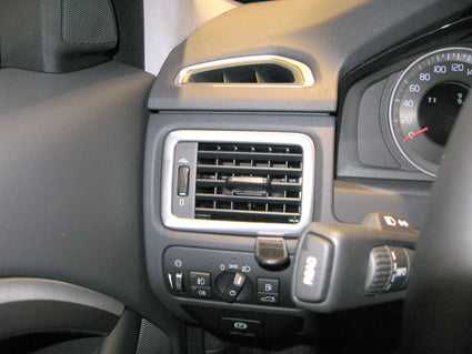 Brodit ProClip 804674 voor Volvo XC70 2012-2016, Volvo V70 II 2012-2016 en Volvo S80 2012-2016 - montagepositie op dashboard