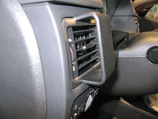 Brodit ProClip 804674 voor Volvo XC70 2012-2016, Volvo V70 II 2012-2016 en Volvo S80 2012-2016 - productfoto zwarte ABS montagebasis