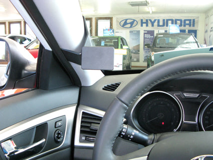 Brodit ProClip 804688 voor Hyundai Veloster 2012-2018 - installatiepositie
