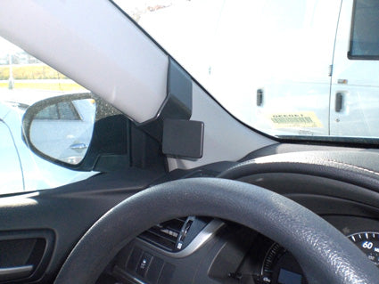 Brodit ProClip 804716 voor Toyota Camry 2012-2014 - detail van dashboardmontage