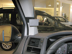 Brodit ProClip 804736 voor Volkswagen T5 Transporter/Pickup 2010-2015 en Volkswagen Caravelle 2010-2015 - installatiepositie
