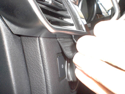 Brodit ProClip 804826 voor Mercedes Benz M-Class/ML 2012-2015, Mercedes Benz GLE-Class 2016-2019 en Mercedes Benz GL-Class 2013-2019 - ProClip geplaatst in het voertuig