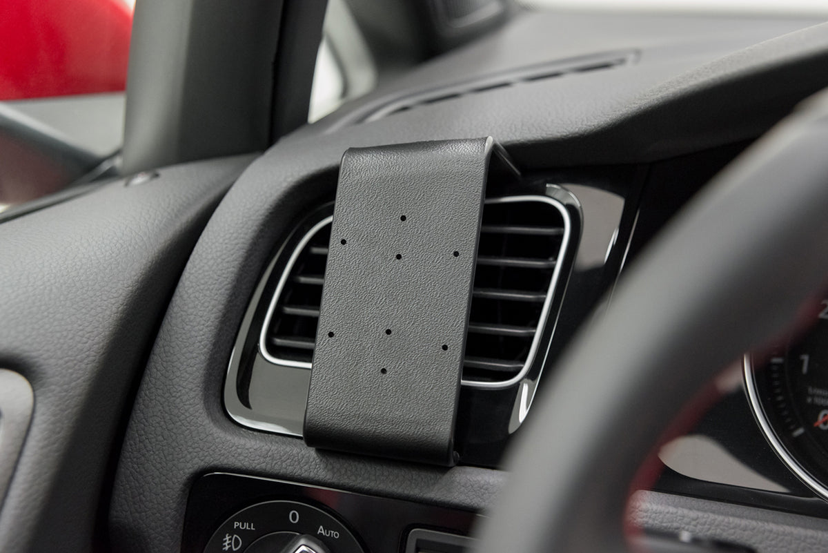 Brodit ProClip 804855 voor Volkswagen Golf VII Variant 2013-2020, Volkswagen Golf VII Sportscombi 2013-2020 e.a. - productfoto zwarte ABS montagebasis