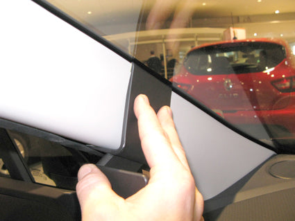 Brodit ProClip 804860 voor Renault Clio IV 2013-2019 - detail van dashboardmontage