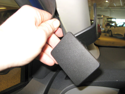 Brodit ProClip 804898 voor Dacia Sandero 2013-2021 - ProClip geplaatst in het voertuig