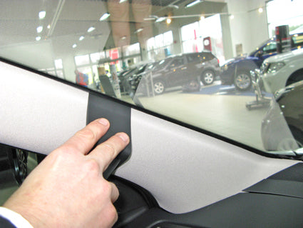 Brodit ProClip 804994 voor Nissan Qashqai 2014-2021 - detail van dashboardmontage