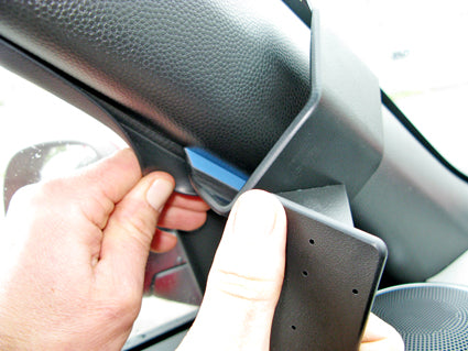 Brodit ProClip 805002 voor Kia Soul 2014-2019 - montagepositie op dashboard
