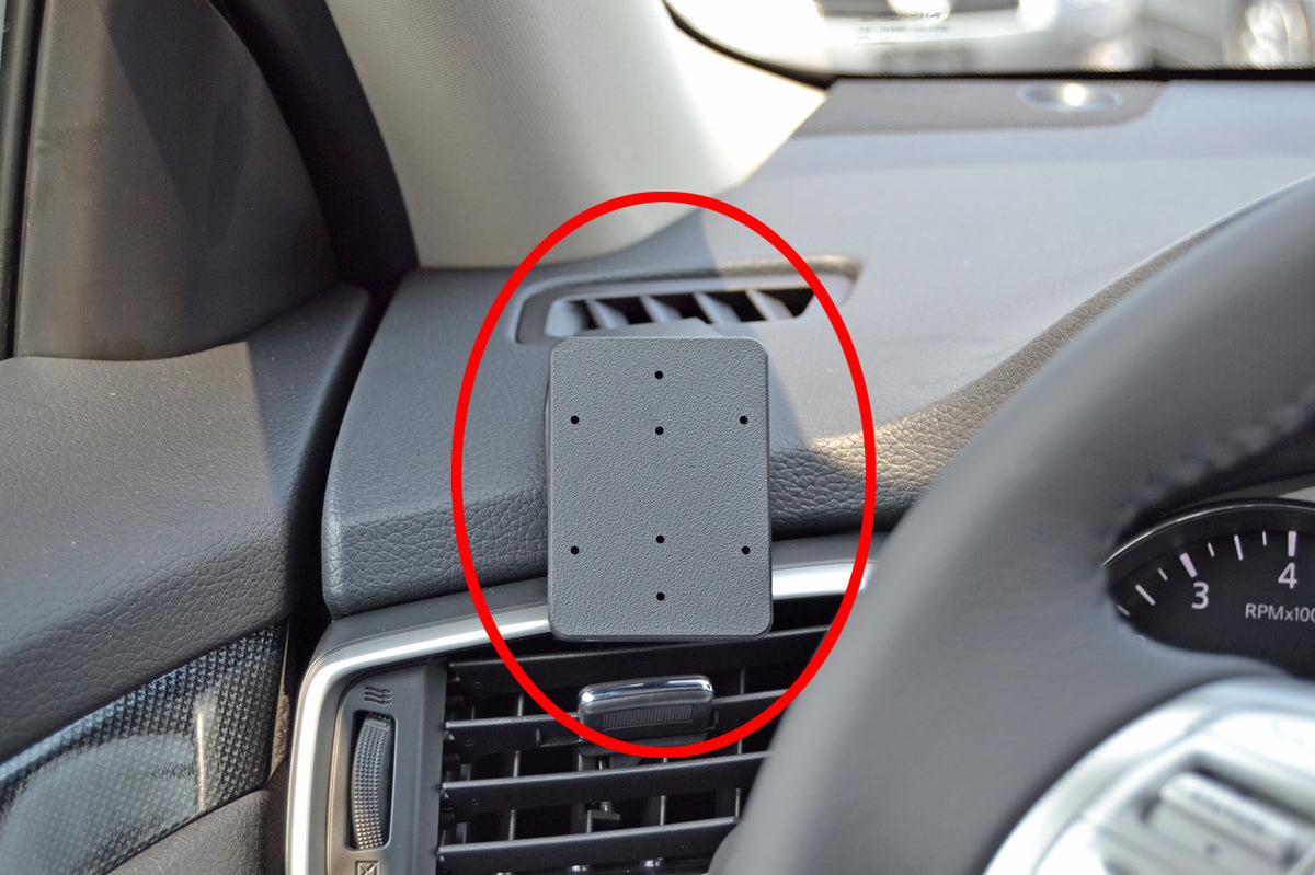 Brodit ProClip 805011 voor Nissan X-Trail 2014-2021, Nissan Rogue 2014-2020 en Nissan Qashqai 2014-2021 - montagefoto 6