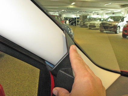 Brodit ProClip 805039 voor Ford Transit Courier 2014-2023 - ProClip geplaatst in het voertuig