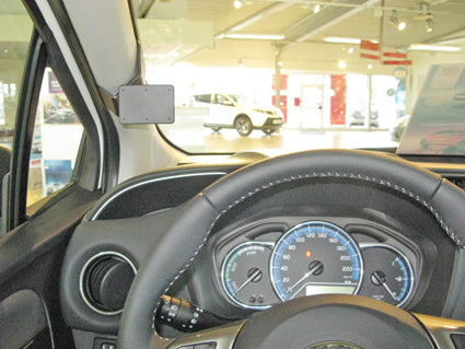 Brodit ProClip 805041 voor Toyota Yaris 2015-2020 - installatiepositie